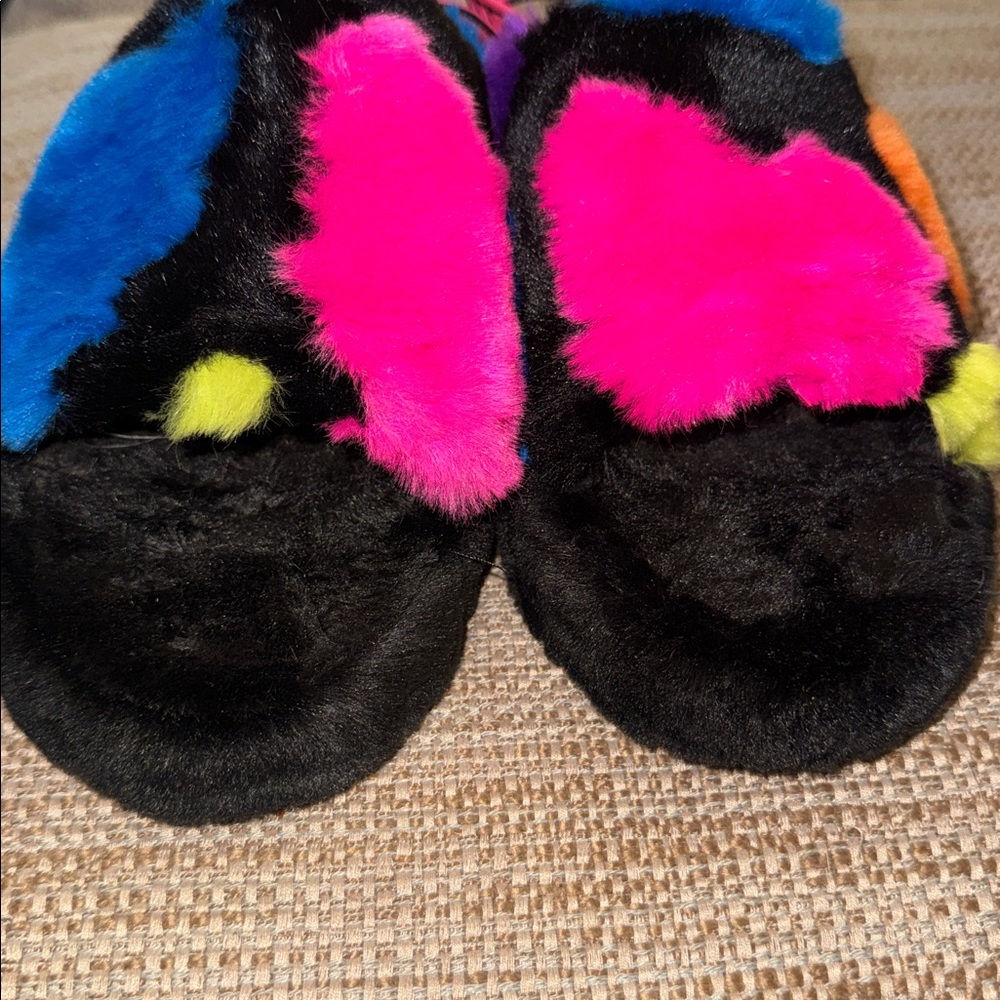 UGG Multicolor Fluffy Slippers size 5 - Picture 4 of 5
